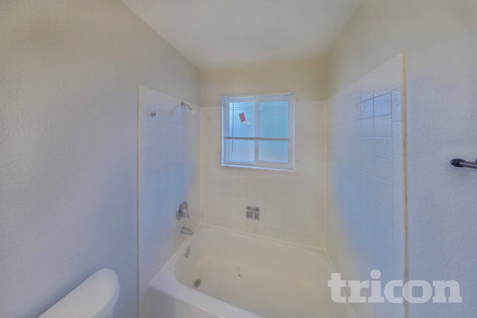 Building Photo - 3310 Red Onion Cir