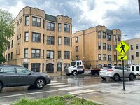 Building Photo - 1530 N Kedzie Ave