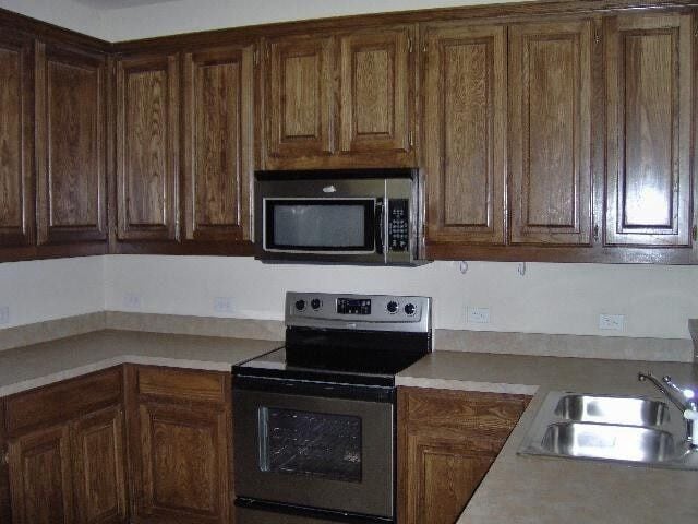 Building Photo - 5413 Soledad Dr