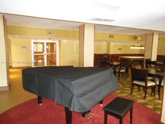 Building Photo - 10185 Collins Ave