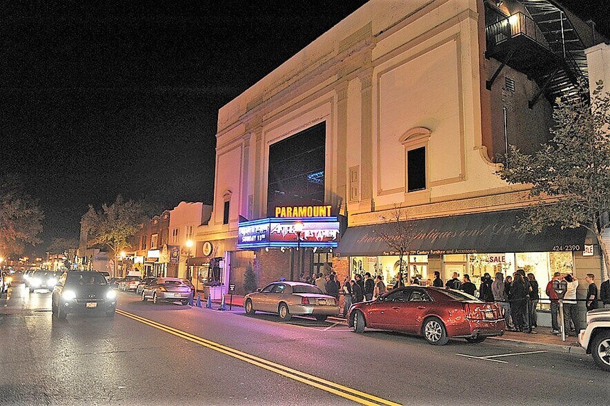 Building Photo - 308 Main St