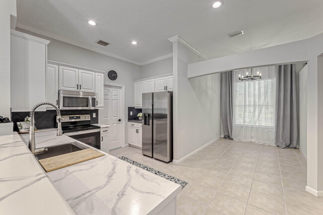 Building Photo - 4207 NW 42nd Terrace