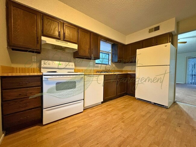 Building Photo - COMING SOON!!!!