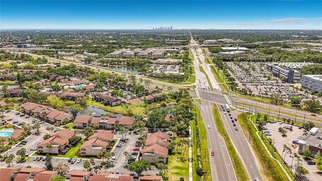 Building Photo - 890 N Village Dr