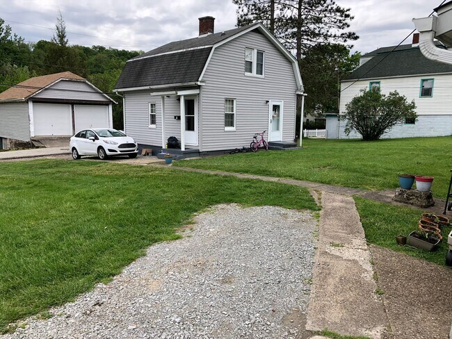Building Photo - 346 2nd Ave