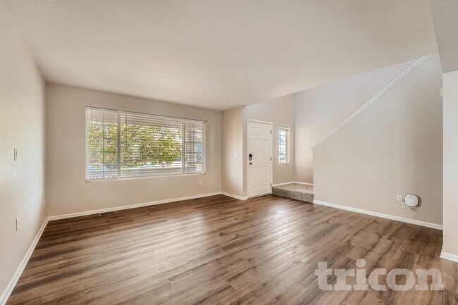 Building Photo - 10250 E 112th Way