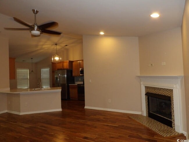 Building Photo - 188 Devonbrook Pl