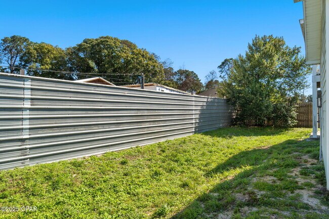 Building Photo - 2911 Sarah Jean Ct