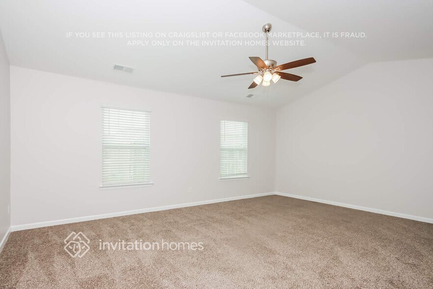 Building Photo - 144 N Cromwell Dr