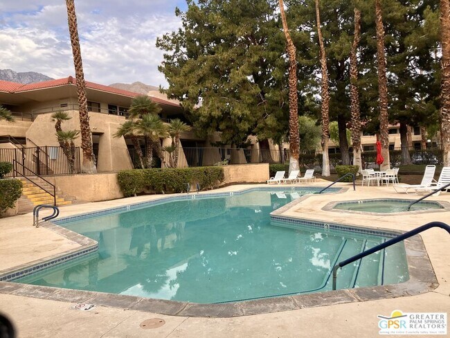 Building Photo - 2801 N Los Felices Rd