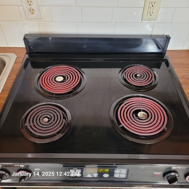 Building Photo - 1911 Ricouard Rd