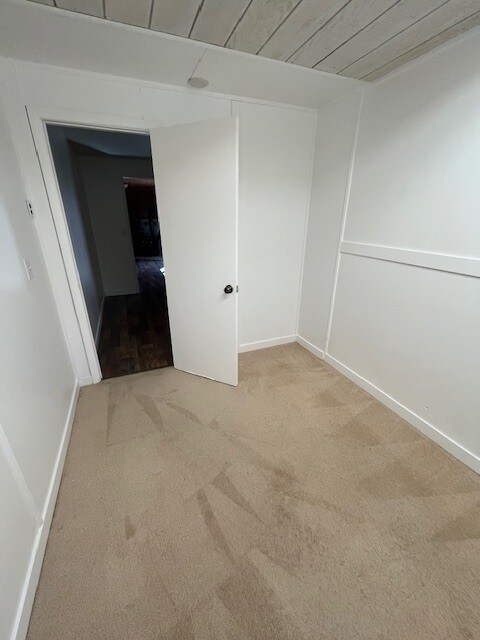 storage room - 1290 Starling Ln