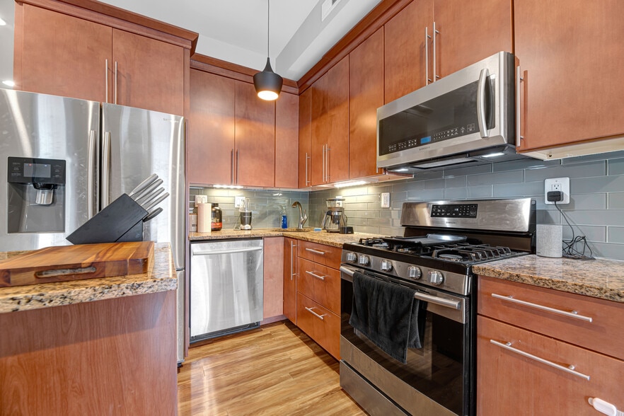 Building Photo - 3519 14th St NW