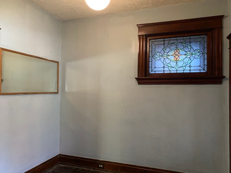 Building Photo - 1349 Lincoln Avenue