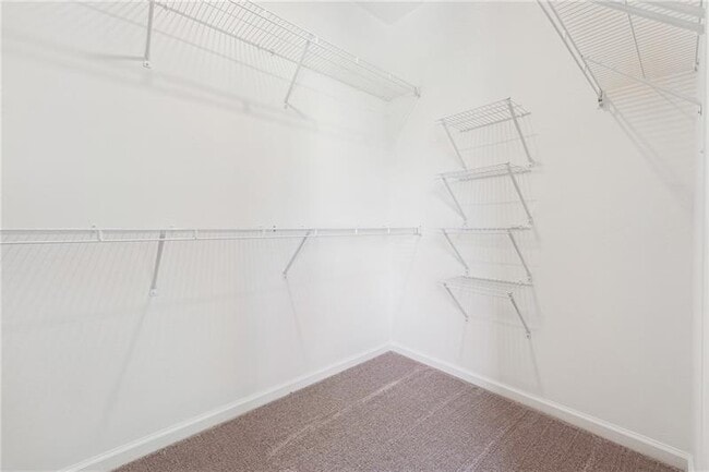 Building Photo - 504 Healy Dr