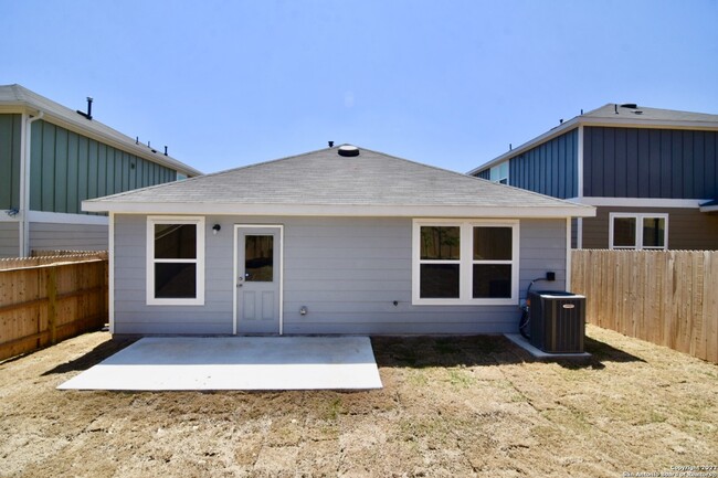 Building Photo - 11811 Burnett Rnch