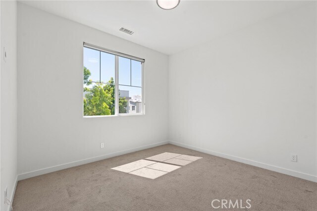 Building Photo - 101 Stage