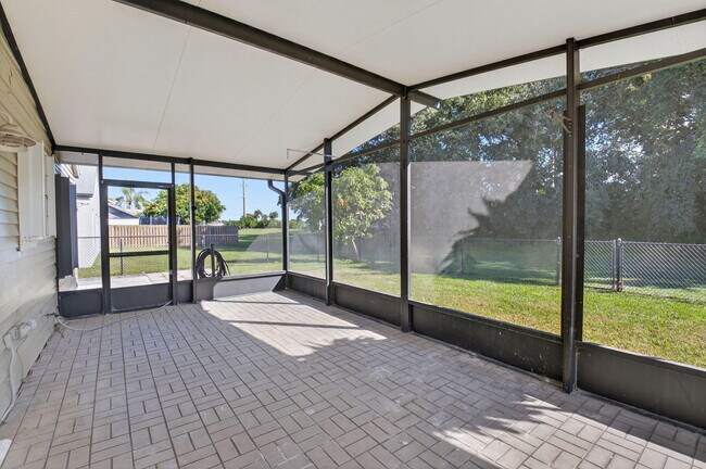 Building Photo - 5047 Brian Blvd