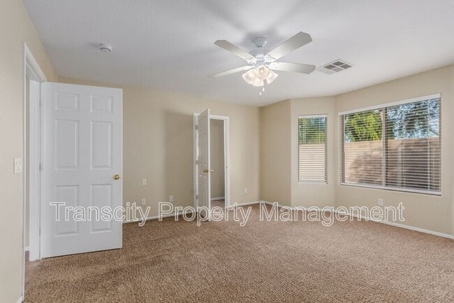 Building Photo - 4189 S Rim Rd