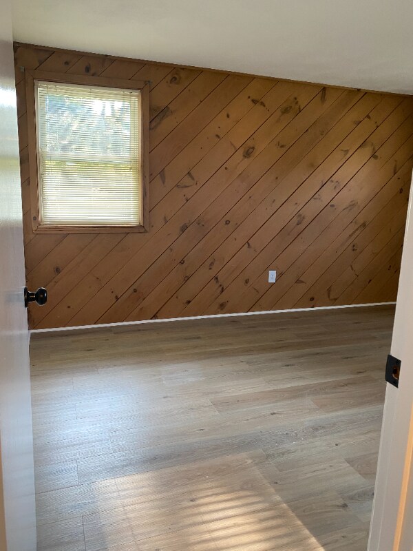 Building Photo - 20 Dundee Dr