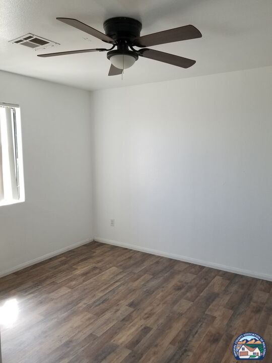 Building Photo - 1273 Court Ave