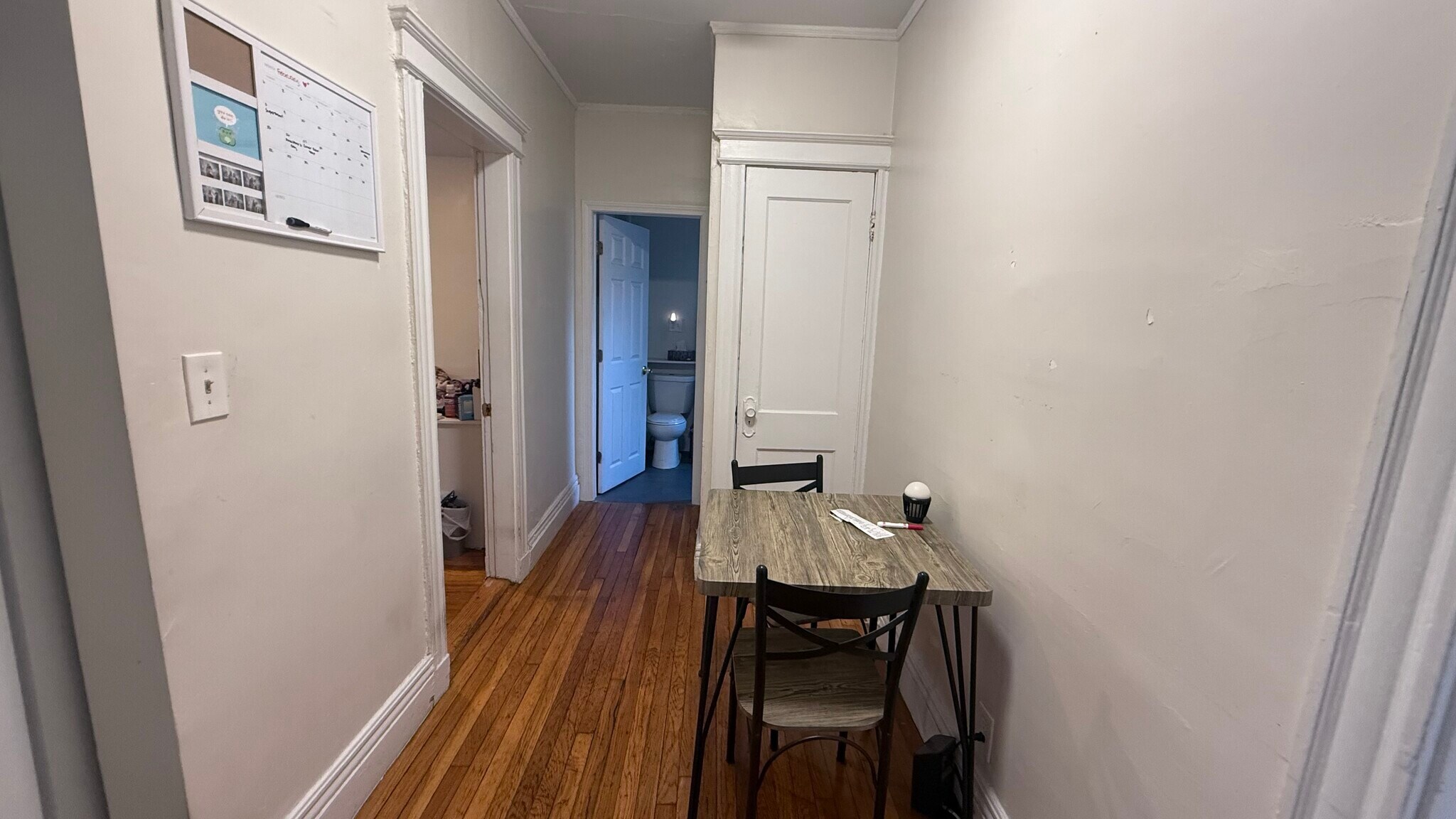 Building Photo - 70 Queensberry St