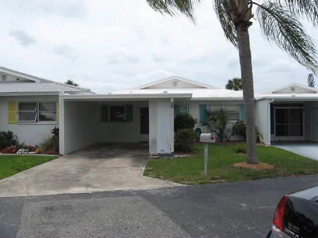 Building Photo - 607 Fair Winds Dr