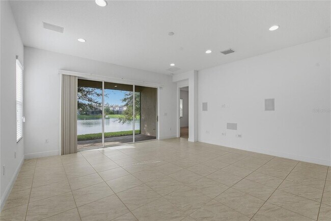 Building Photo - 30588 Chesapeake Bay Dr