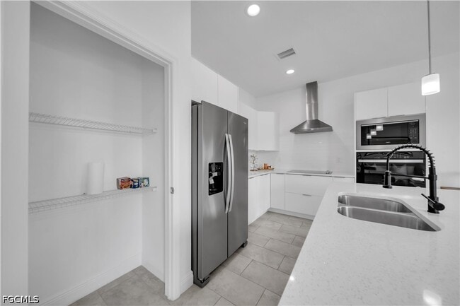 Building Photo - 1064 Calumet Cir