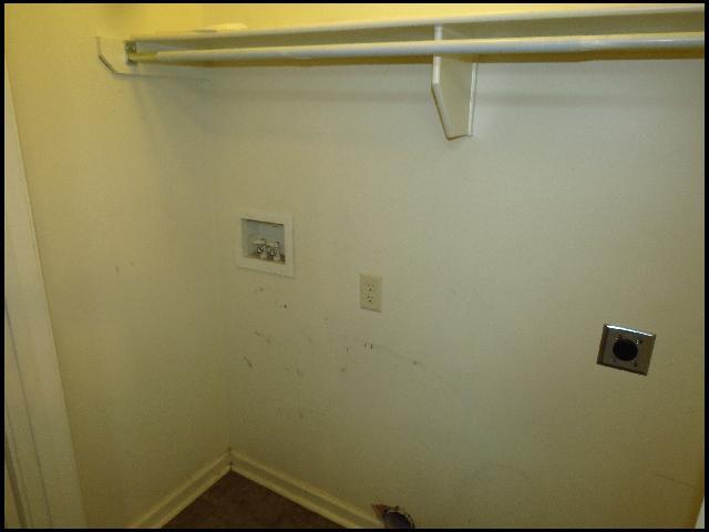 Building Photo - 10800 Frenchmen Loop