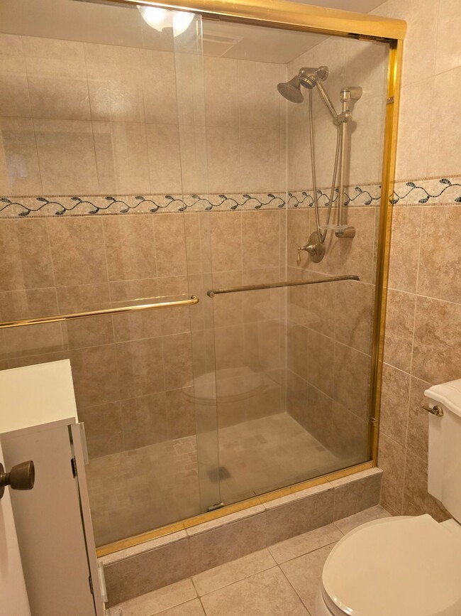 MASTER SHOWER - 355 S Ocean Dr