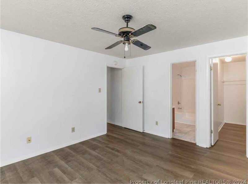 Building Photo - 1904 Tryon Dr