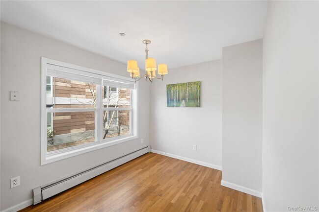 Building Photo - 110-112-112 S Broadway