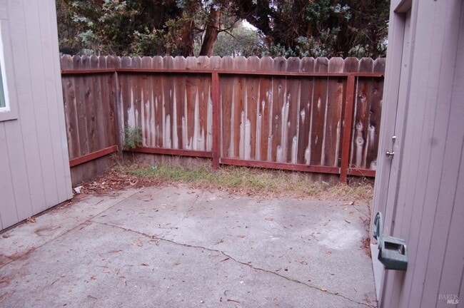 Building Photo - 77 El Toro Ct