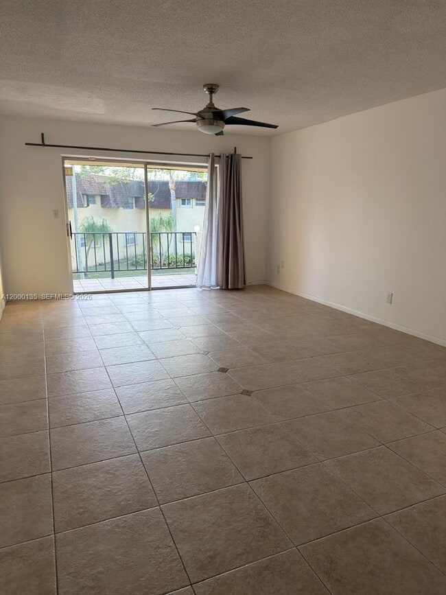 Building Photo - 9108 SW 137th Ter