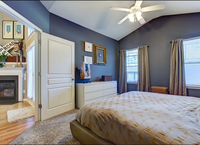 Building Photo - Charming 3BD, 2.5BA Raleigh Townhome with ...
