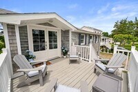 Building Photo - 6 Richmond Dr