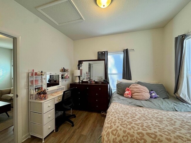 Building Photo - 3515 Lower Huntington Rd