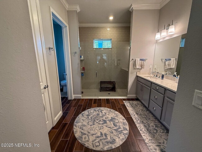 Building Photo - 2866 Montilla Dr