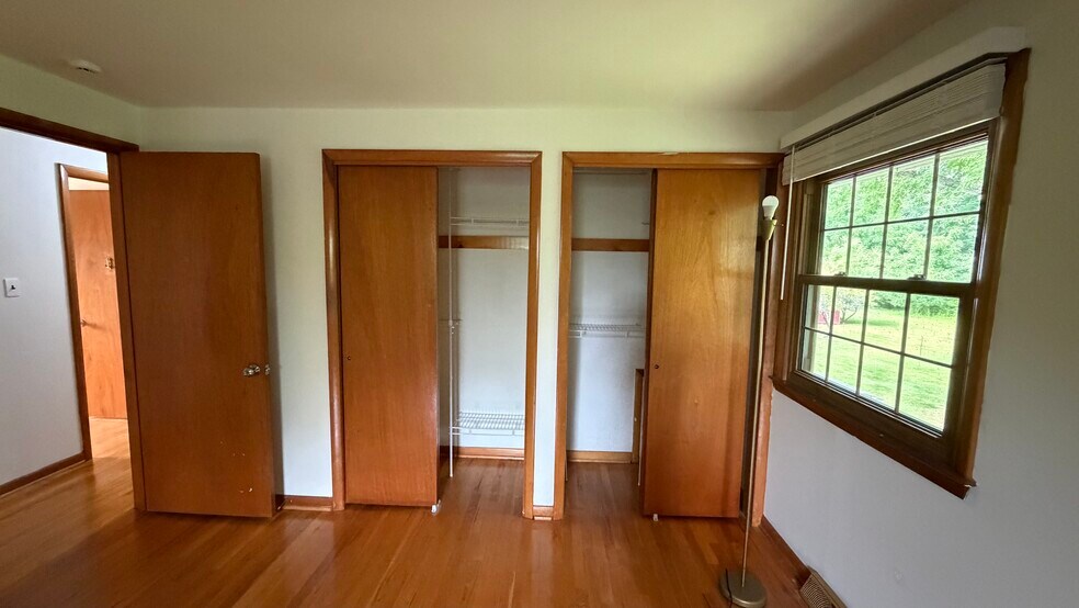 BedRoom 1 - Closet - 2923 Shipley Rd