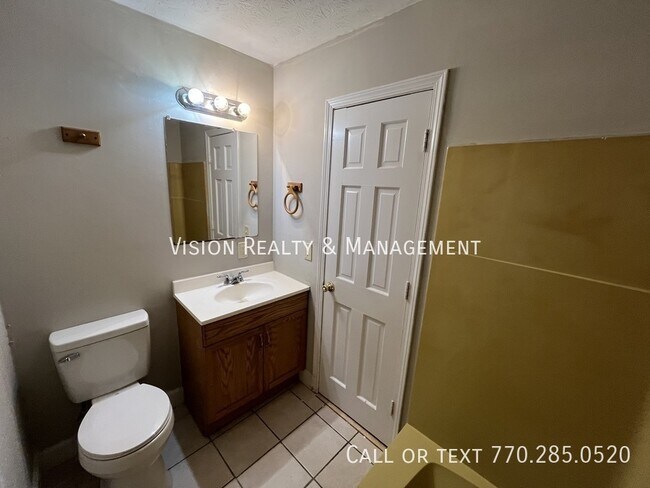 Building Photo - 55 S Greenwood Dr