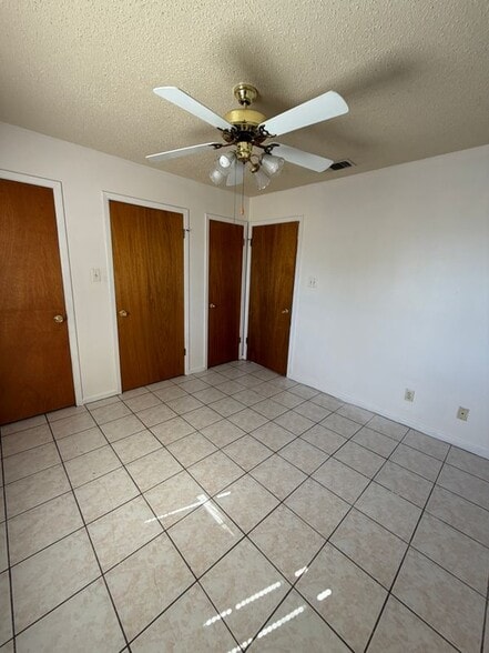 Building Photo - 2601 Springfield Ave