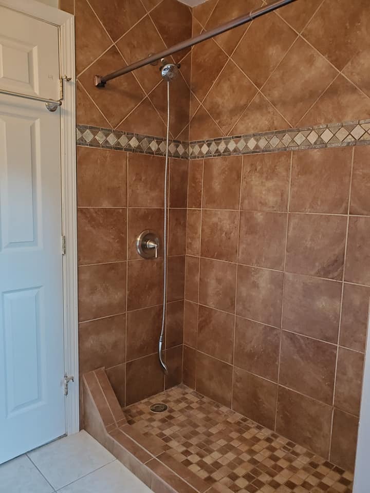 Building Photo - 11 Elm St