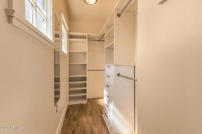 Building Photo - 2034 N Mitchell St