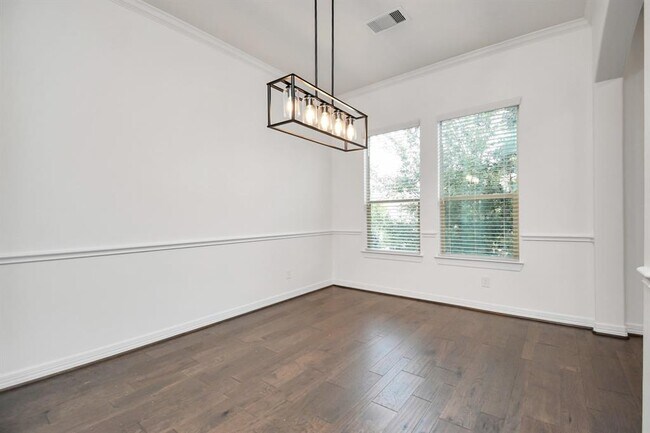 Building Photo - 1411 Upland Arbor Dr