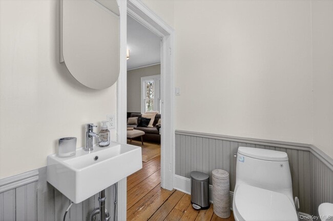 Building Photo - 22 High St