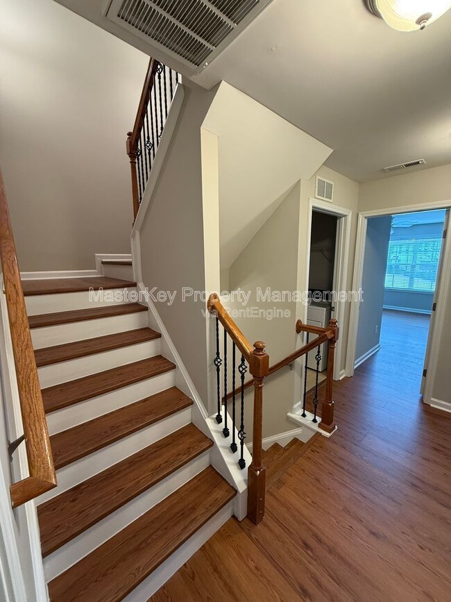 Building Photo - 9312 Lennox Laurel Cir