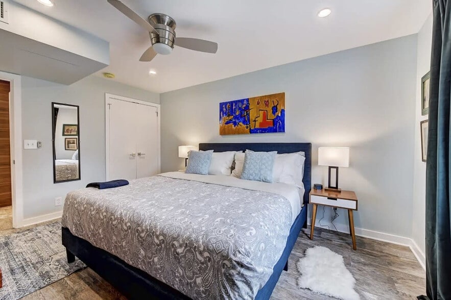 Building Photo - 510 Queens Rd