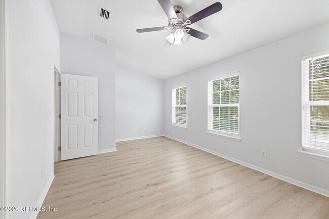 Building Photo - 13305 Solar Dr