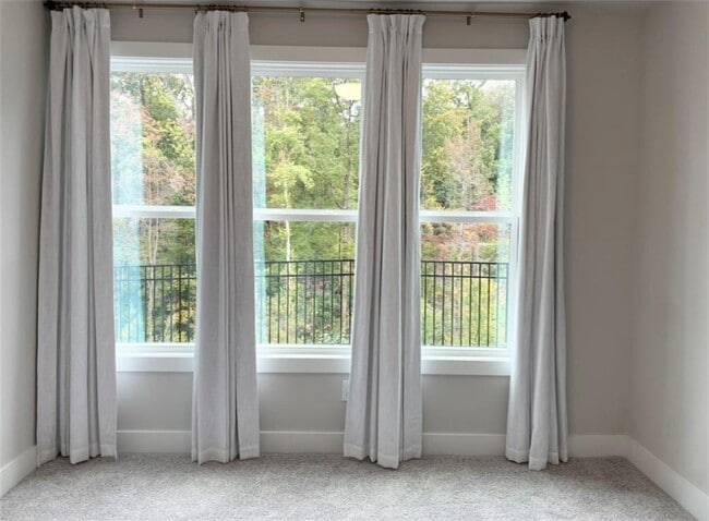 Building Photo - 2637 Camphor Xing